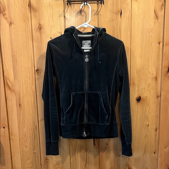 Vintage Nike Women's Black Hoodie Jacket - Medium - Picture 1 of 14